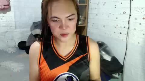 Snapshot of mistresssexymhacy69 chatting on February 2, 1:19 pm mistresssexymhacy69 online show from February 2, 1:19 pm