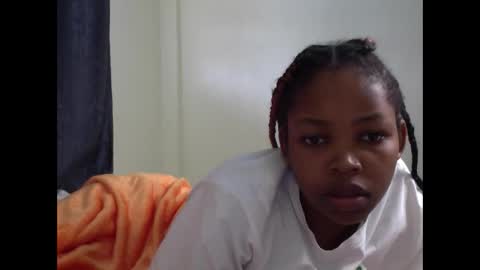 Snapshot of misty_shee chatting on October 6, 7:59 am misty_shee online show from October 6, 7:59 am