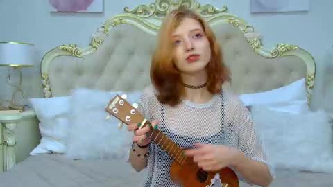 Snapshot of mistymarlow chatting on September 28, 5:22 pm Misty online show from September 28, 5:22 pm