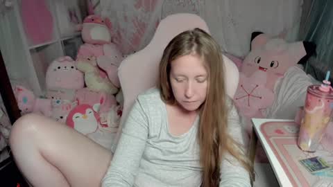 Snapshot of mistymystic chatting on January 7, 4:08 am Misty online show from January 7, 4:08 am