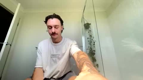 mitch28282 online show from March 29, 12:23 am