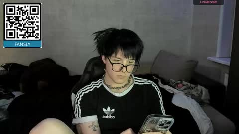 MeowMiku online show from October 16, 5:56 pm