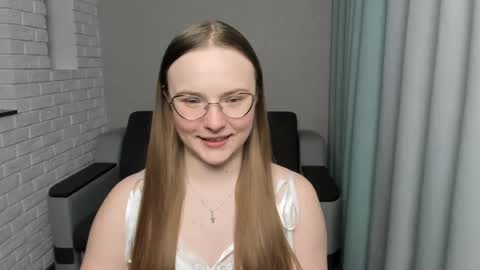Snapshot of miya_mimi chatting on January 15, 7:12 pm Miya online show from January 15, 7:12 pm