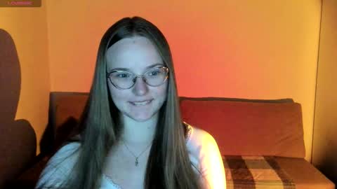 Snapshot of miya_mimi chatting on September 14, 11:06 pm Miya online show from September 14, 11:06 pm