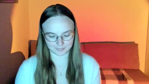 Snapshot of miya_mimi chatting on September 26, 9:45 pm Miya online show from September 26, 9:45 pm