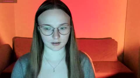 Miya online show from December 22, 7:42 pm