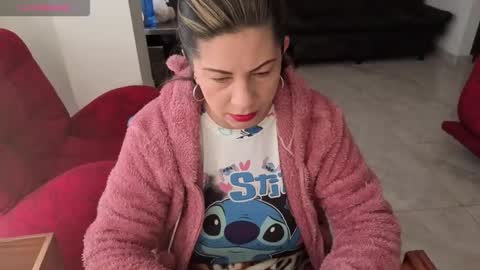 Snapshot of mmsexymm84 chatting on September 23, 11:04 am mmsexymm84 online show from September 23, 11:04 am