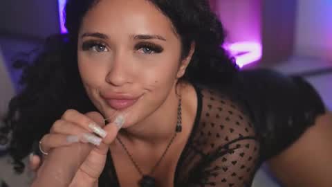 Snapshot of moan_4_you chatting on September 23, 7:57 am Ruxxx online show from September 23, 7:57 am