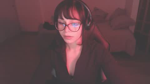 Snapshot of modjo_ chatting on December 5, 5:54 am Modjo online show from December 5, 5:54 am