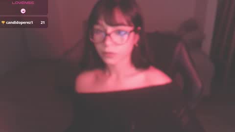 Snapshot of modjo_ chatting on December 19, 3:07 am Modjo online show from December 19, 3:07 am