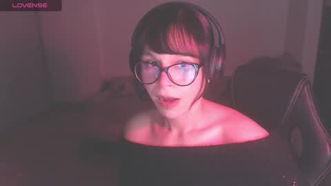 Snapshot of modjo_ chatting on September 15, 5:09 am Modjo online show from September 15, 5:09 am