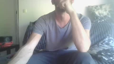Snapshot of mohican69hot chatting on October 5, 2:24 pm mohican69hot online show from October 5, 2:24 pm