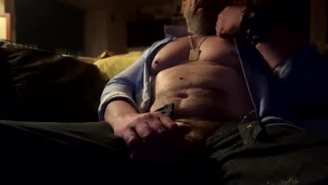 molitsrymale69 online show from March 21, 3:56 am