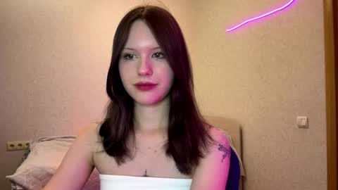 Lisa online show from May 13, 2:27 pm