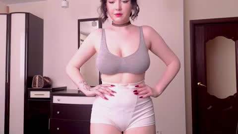 Snapshot of molly_millerr chatting on February 11, 10:03 am molly_millerr online show from February 11, 10:03 am
