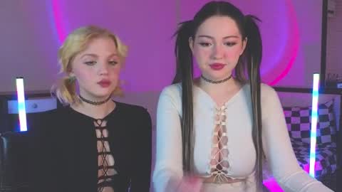 Snapshot of molly_millerr chatting on March 11, 7:03 pm molly_millerr online show from March 11, 7:03 pm