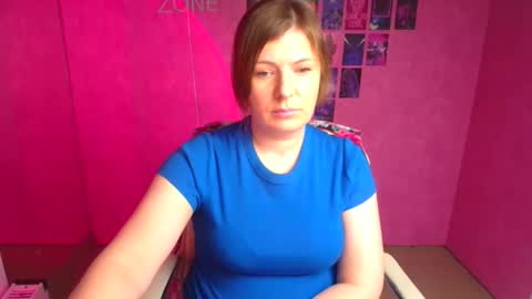 Molly online show from February 19, 3:33 pm