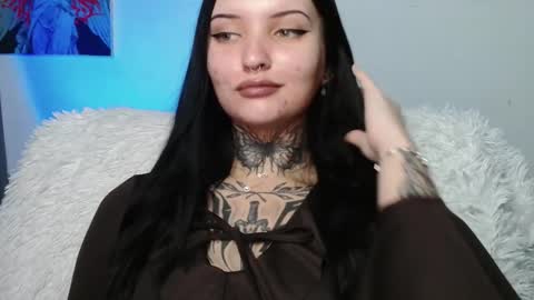 Lina online show from October 11, 9:25 am