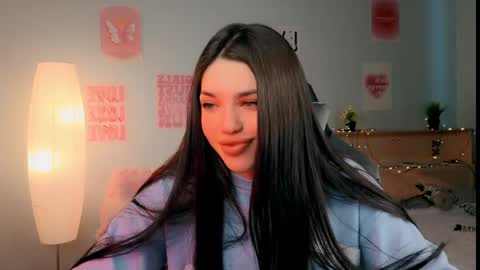 Molly online show from March 28, 5:31 am