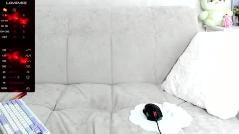 Snapshot of molly_sweetbaby chatting on January 30, 9:58 pm Ill tell you when were private online show from January 30, 9:58 pm