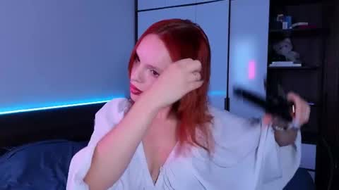 Molly online show from July 17, 2:24 am