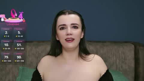 Molly online show from November 5, 10:34 pm