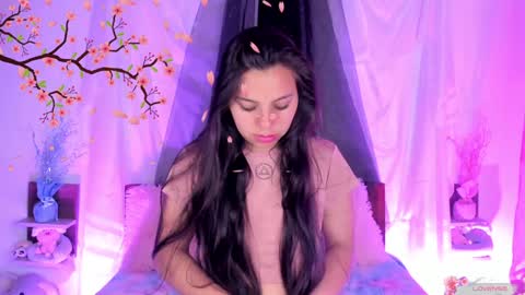 Snapshot of mollylewis18 chatting on January 27, 8:28 pm New girl Emily Valentina Michelle online show from January 27, 8:28 pm