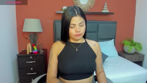 mollylove_ online show from November 24, 6:50 pm