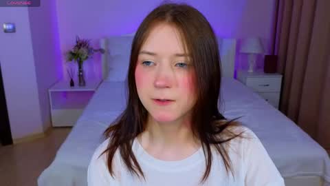 Molly online show from April 19, 9:54 am