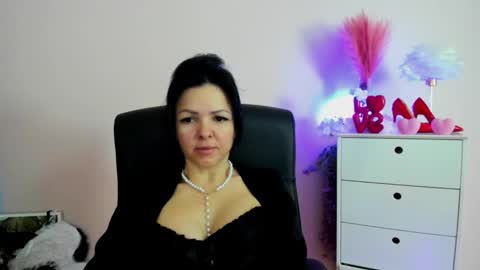 Molly online show from March 23, 7:35 am