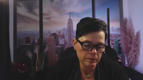 MollySun Nina Randmann online show from October 7, 6:26 pm