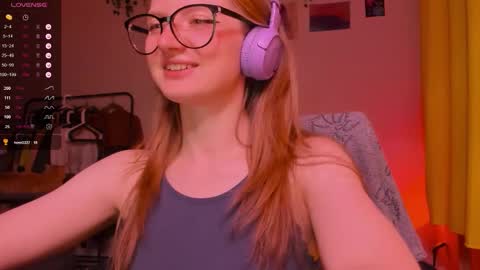 mollytucker online show from November 22, 2:15 pm