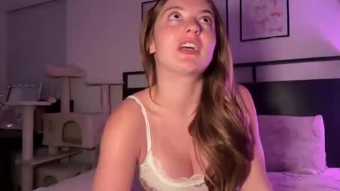 Molly Moon online show from July 23, 4:32 am