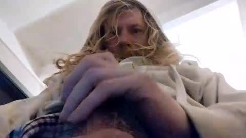 Snapshot of mommyissues2386 chatting on January 18, 8:20 am Richard Sheridan online show from January 18, 8:20 am