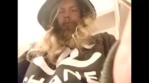 Snapshot of mommyissues2386 chatting on February 7, 5:52 am Richard Sheridan online show from February 7, 5:52 am