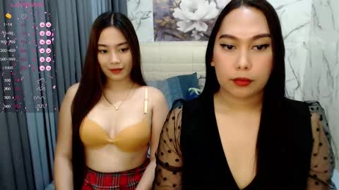 Hot Mommy Nathalie online show from January 8, 9:37 am