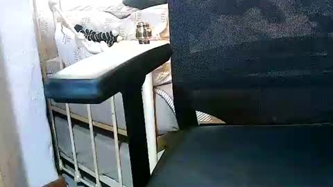 mon_za online show from October 22, 8:39 am