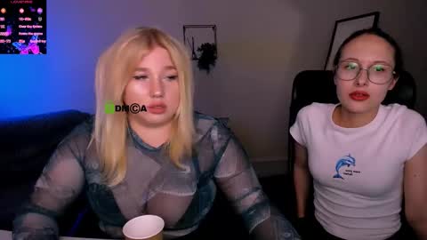 Snapshot of mona_cloud chatting on September 9, 7:36 pm Mona online show from September 9, 7:36 pm