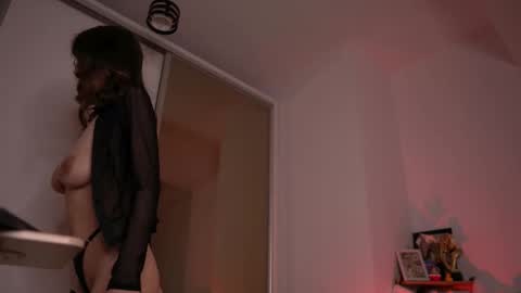 Mona Lisss online show from December 21, 12:22 pm