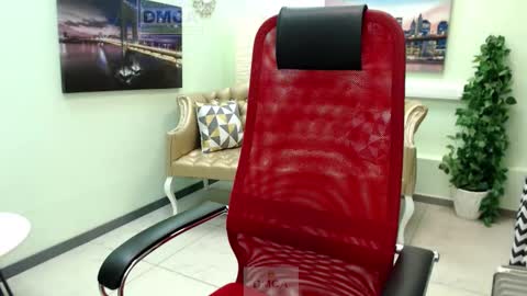 Mona online show from March 11, 11:24 am