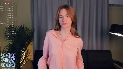 Mona online show from September 20, 4:43 pm