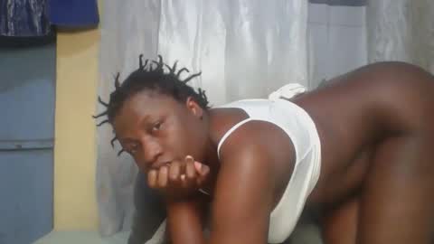 monalisaah online show from December 5, 4:38 pm