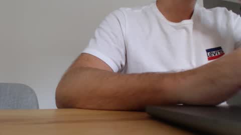 moneyslave84 online show from November 3, 7:09 am