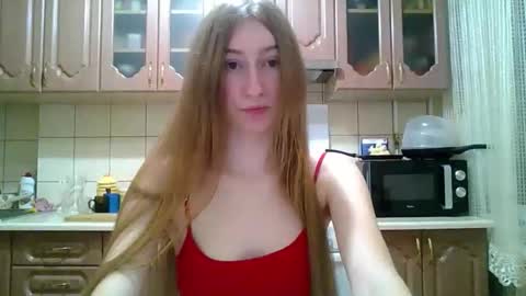 Monica online show from February 6, 9:39 pm