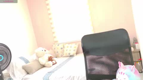    online show from March 10, 1:48 pm