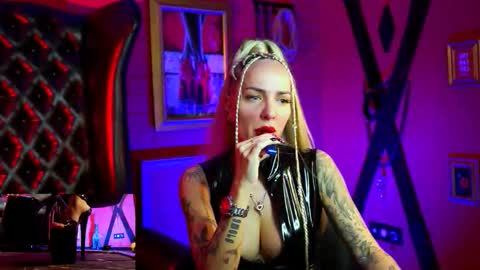 Monika online show from February 1, 11:29 am