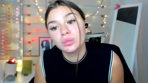 Monika online show from October 15, 1:45 pm