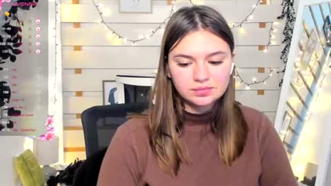 Monika online show from December 1, 2:04 pm