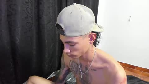 monkeyd_66 online show from September 13, 2:14 am