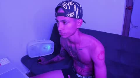 monkeyd_66 online show from December 17, 11:28 am